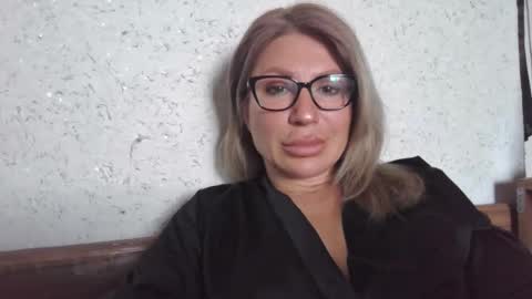 fox_red_lady7 online show from March 27, 8:26 am