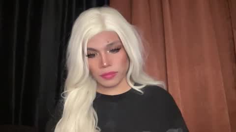 KITTY online show from April 8, 8:38 am