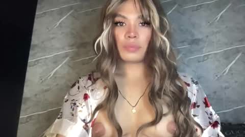 KITTY online show from May 5, 2:14 am