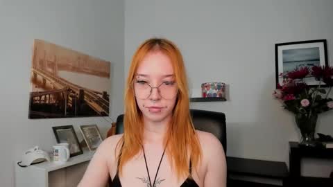 Sonya online show from May 25, 5:39 am