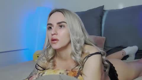 Foxy Kimmi online show from January 15, 7:03 am