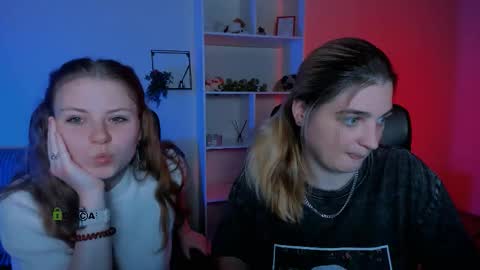 Snapshot of foxy_tease_ chatting on October 9, 12:31 pm foxy_tease_ online show from October 9, 12:31 pm