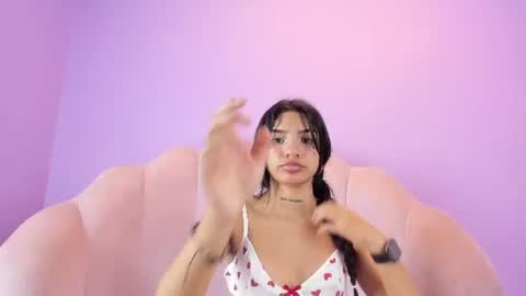 foxyhillx online show from June 10, 10:08 pm