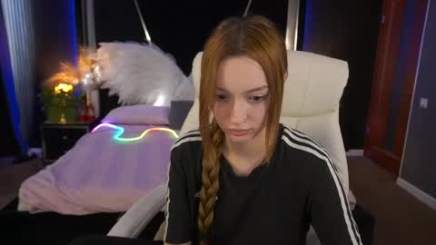 Maya online show from May 25, 1:32 pm