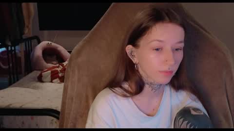 fran_bow online show from May 9, 2:30 pm