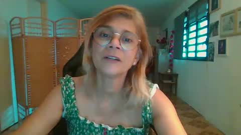 francelune online show from January 6, 2:21 pm