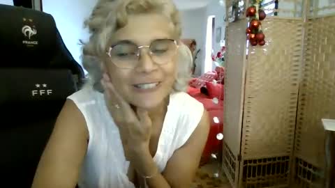 francelune online show from December 30, 9:59 am