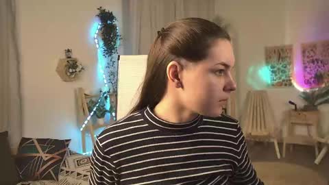 Francesca online show from May 6, 7:01 am