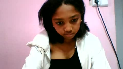 francia333068 online show from June 12, 5:37 am