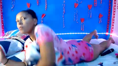 francihot4 online show from February 9, 2:18 pm