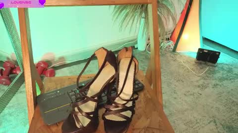Fransheska online show from May 21, 11:41 am