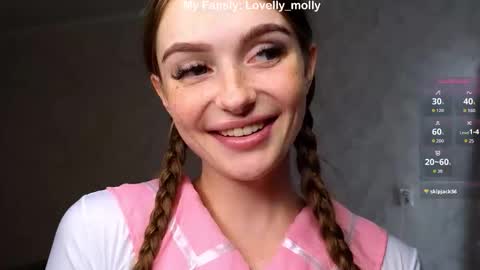 Alice online show from September 16, 5:54 pm