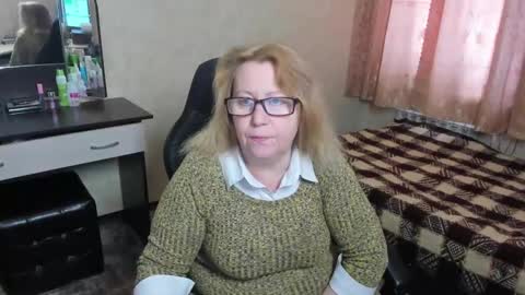 Snapshot of fraumartha chatting on February 28, 10:20 am FrauMartha online show from February 28, 10:20 am