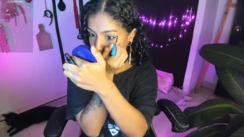 Lia Gomez online show from May 21, 1:14 am