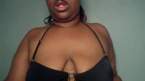 freaky slut5 online show from April 29, 4:48 am