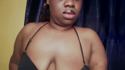 freaky slut5 online show from May 19, 4:08 am