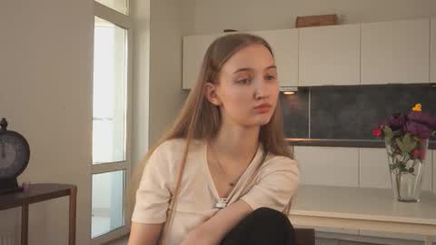 Amy online show from October 18, 10:07 am