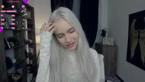 Freya online show from February 13, 7:37 pm