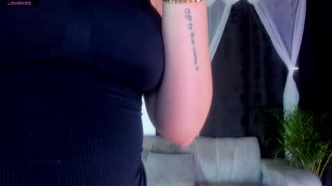 aura online show from November 17, 5:19 am