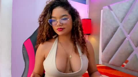 Frezzita online show from January 10, 8:02 pm