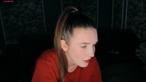 fridaadark online show from April 19, 10:48 am