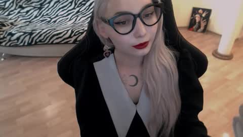 Lilith online show from September 9, 11:54 am