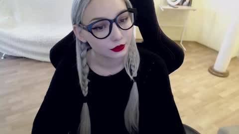 Lilith online show from March 6, 7:36 am