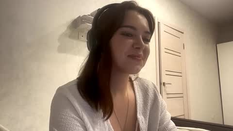 Emily online show from September 15, 4:25 pm
