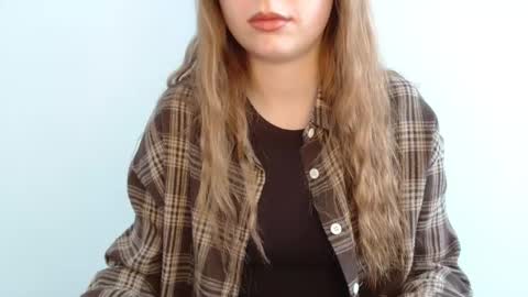 Emma online show from May 13, 9:04 am