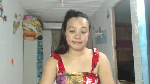 Snapshot of funluvnpinay4u chatting on October 8, 5:23 am MAE online show from October 8, 5:23 am