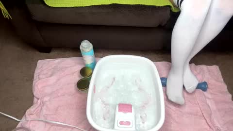 funwithprettyfeet online show from January 20, 10:59 pm