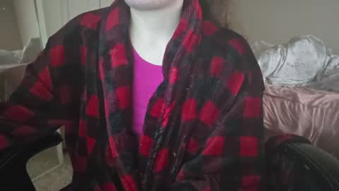 Snapshot of fuxkme_jen chatting on December 19, 2:35 pm fuxkme_jen online show from December 19, 2:35 pm