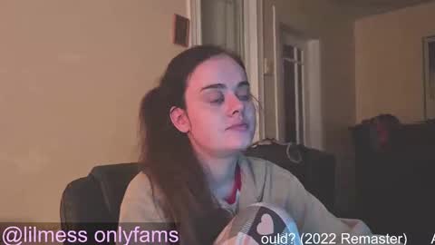 Snapshot of fuxkme_jen chatting on September 10, 2:11 am fuxkme_jen online show from September 10, 2:11 am