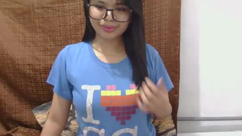 Snapshot of fyang_morena chatting on September 24, 12:15 pm fyang_morena online show from September 24, 12:15 pm