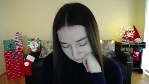 Jaklin online show from December 21, 9:23 am