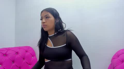 Gaby online show from December 17, 9:30 pm