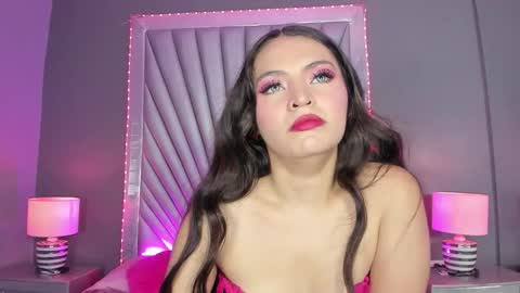 Gabbybale  online show from October 14, 12:19 pm