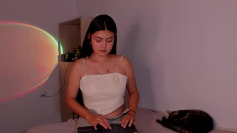 gabbyfoox online show from May 11, 4:14 am