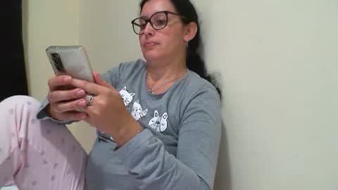 gaby  layla online show from May 25, 1:26 am