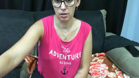 Snapshot of gabibrasil chatting on January 11, 11:24 pm gaby layla online show from January 11, 11:24 pm