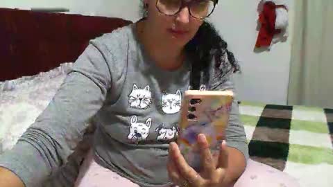 Snapshot of gabibrasil chatting on September 15, 12:30 am gaby layla online show from September 15, 12:30 am