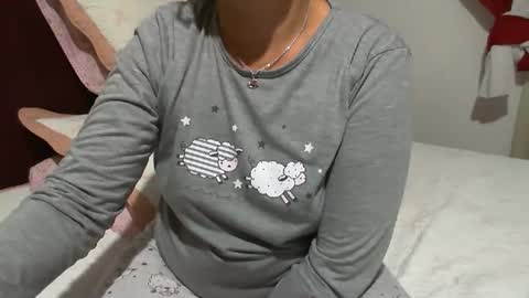 gaby  layla online show from May 16, 12:24 am