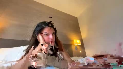 Snapshot of gabri_baby chatting on September 25, 8:35 am gabri_baby online show from September 25, 8:35 am