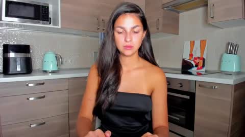 gabri_baby online show from May 8, 8:10 pm