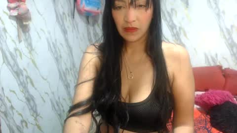 gabriela1211 online show from August 7, 8:10 am