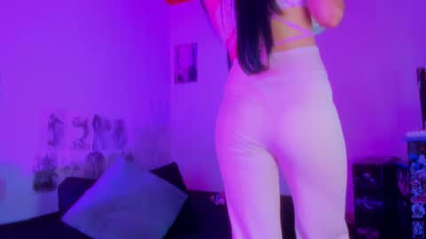 Gabriela online show from November 2, 4:54 pm