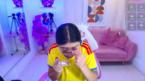 Gabby  online show from July 7, 12:41 pm