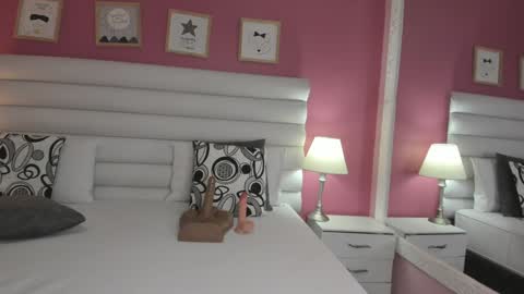 Gabriela salgado online show from December 24, 11:06 am