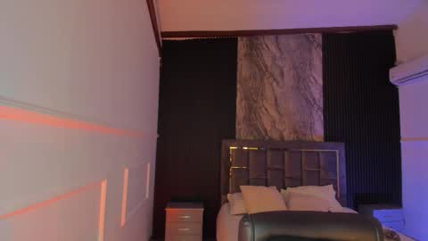 Gabriela Kassi online show from February 13, 11:45 am