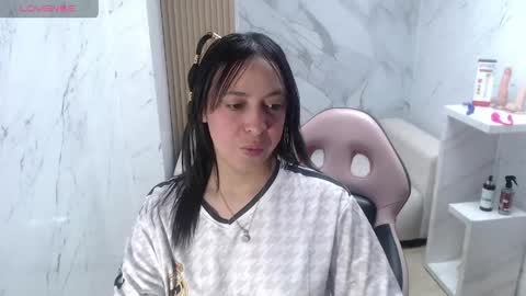 Gabriella online show from May 14, 1:39 pm
